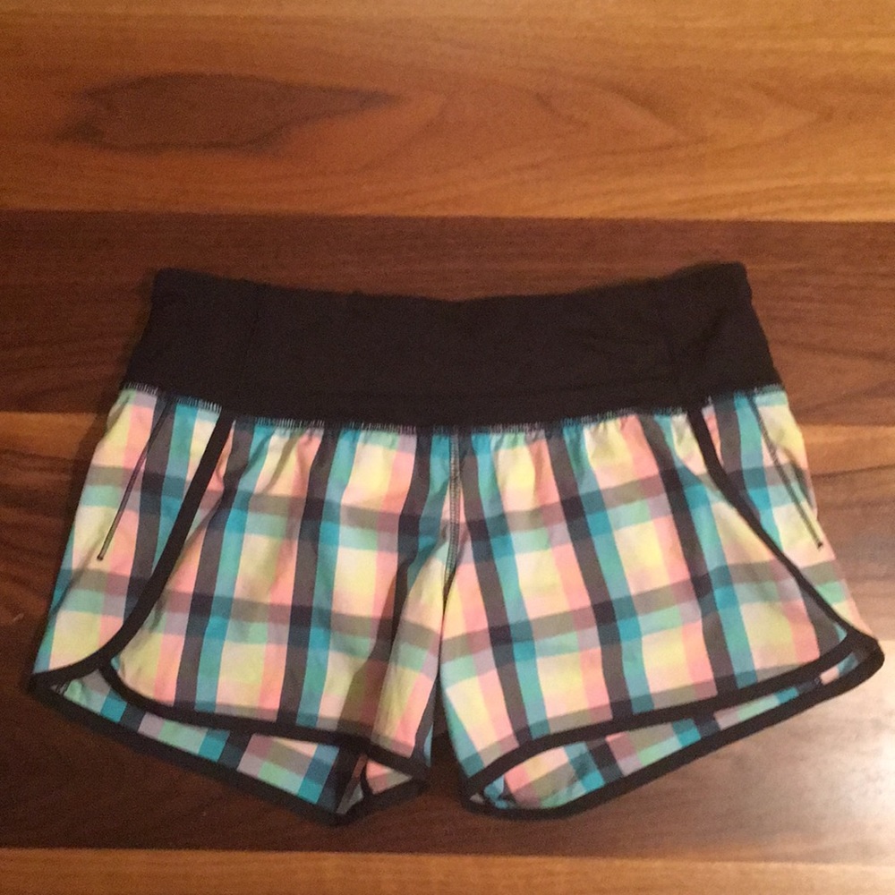 Lululemon Run: Speed Short Size 4 Wee Wheezy